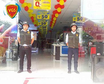 vgs-trien-khai-cong-tac-bao-ve-sieu-thi-dien-may-cho-lon-da-nang-1490086178.jpg