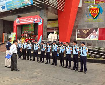 trien-khai-bao-ve-he-thong-sieu-thi-big-c-tren-toan-quoc-1490091331.jpg