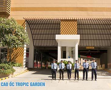 vgs-trien-khai-bao-ve-toa-nha-tropic-garden-novaland-1490159533.jpg